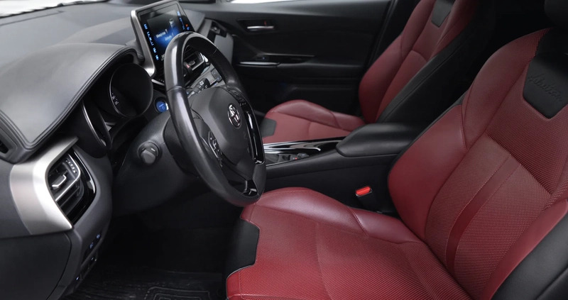 Toyota C-HR cena 92999 przebieg: 100000, rok produkcji 2019 z Jarocin małe 781